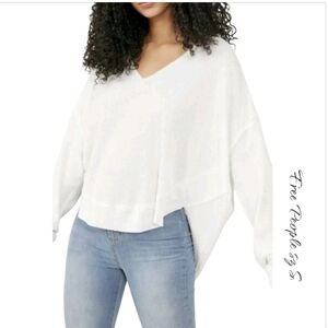NWOT We The Free Free People White Oversized Slouchy Top sz S